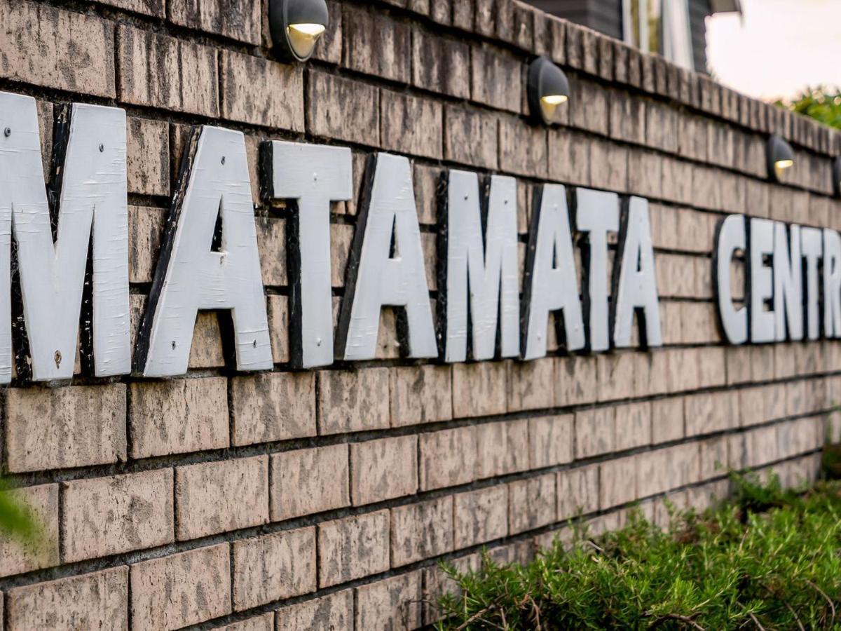 Matamata Central Motel Екстер'єр фото